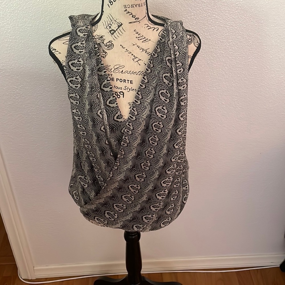 Robert Rodriguez 100% silk blouse